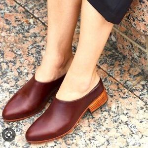 Nisolo Sofia Mules in Brandy